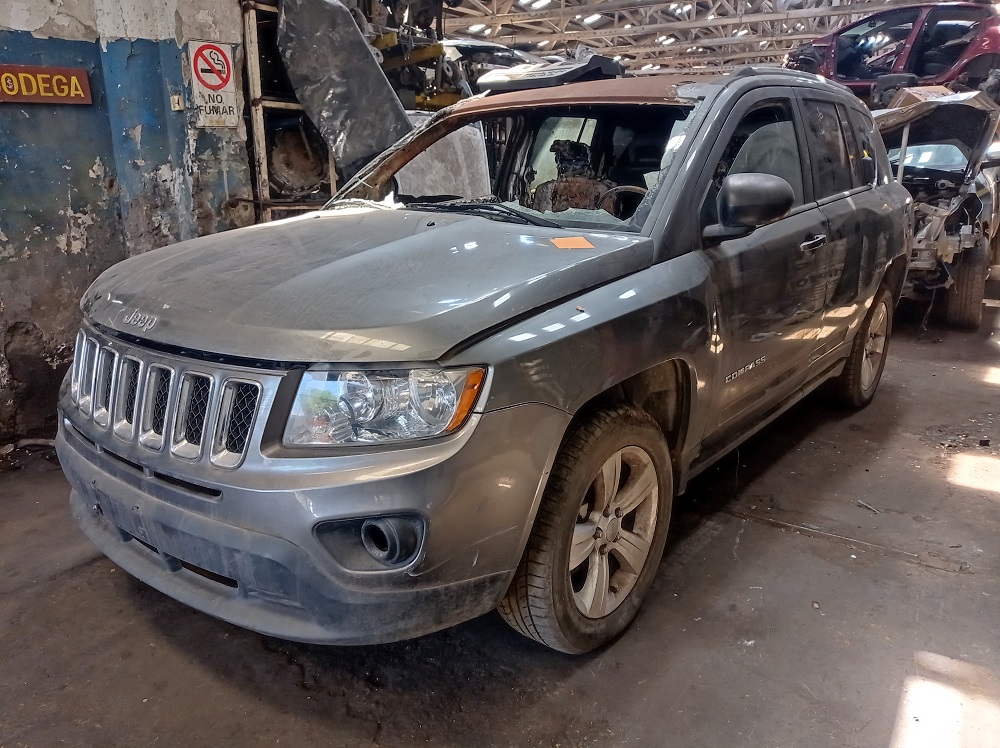  Jeep COMPASS SPORT  USADO